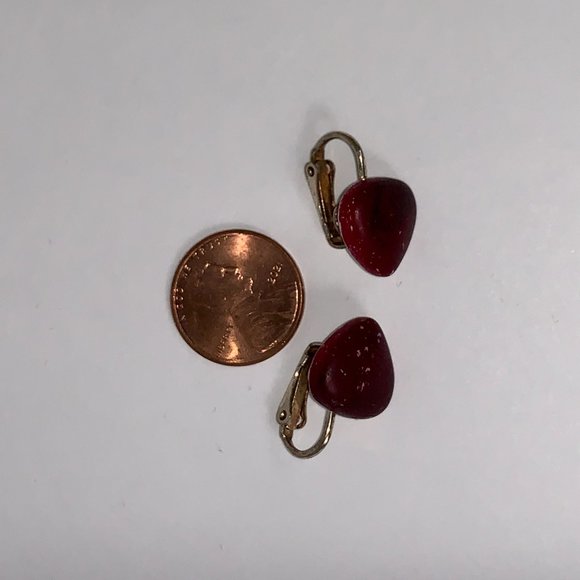 13 mm Red Howlite Clip Earrings - Picture 10 of 14